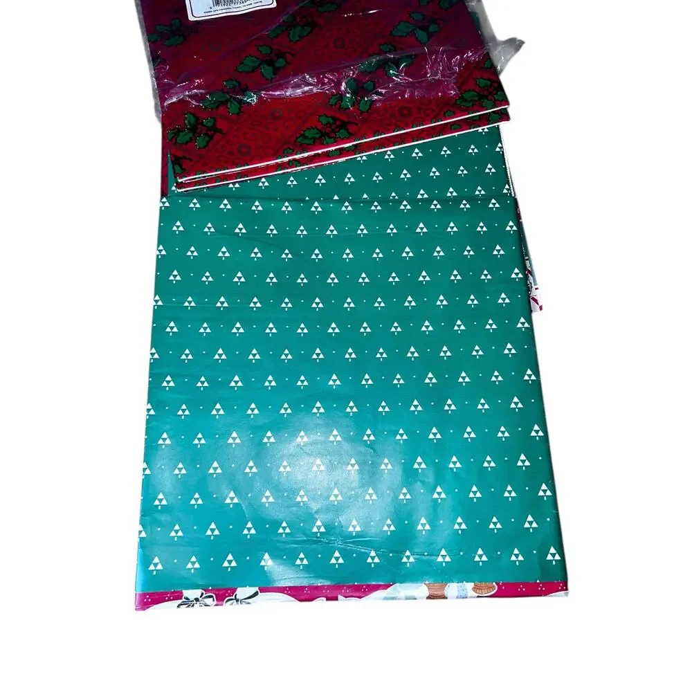 Vintage 90s Holiday Christmas gift wrapping paper red green country geese